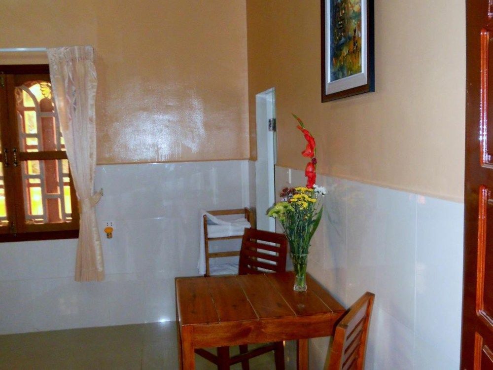 מלון Kampot Manor מראה חיצוני תמונה